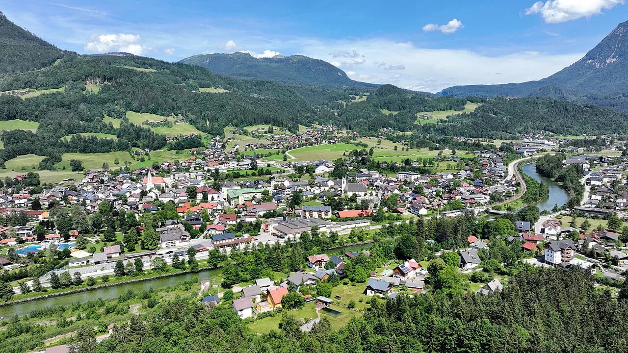 Bad Goisern, Austria: A Quiet Salzkammergut Town Guide