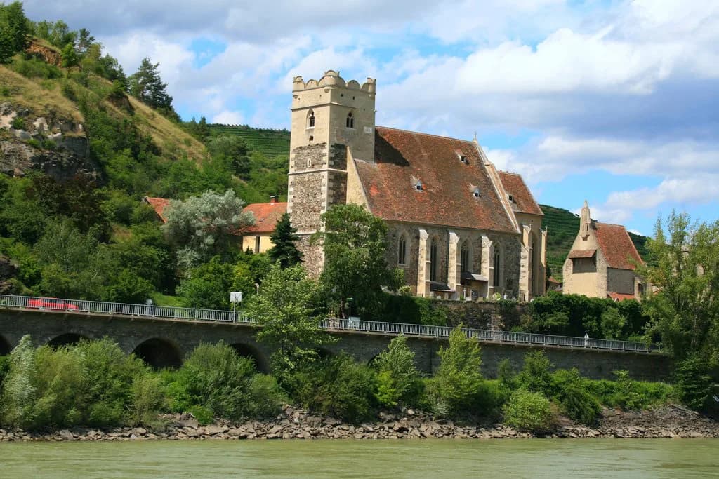 Danube Cycle Path in Austria: The Wachau Stretch from Melk to Krems