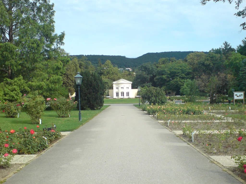 Doblhoffpark in Baden bei Wien: Rosarium, Orangerie and the Park