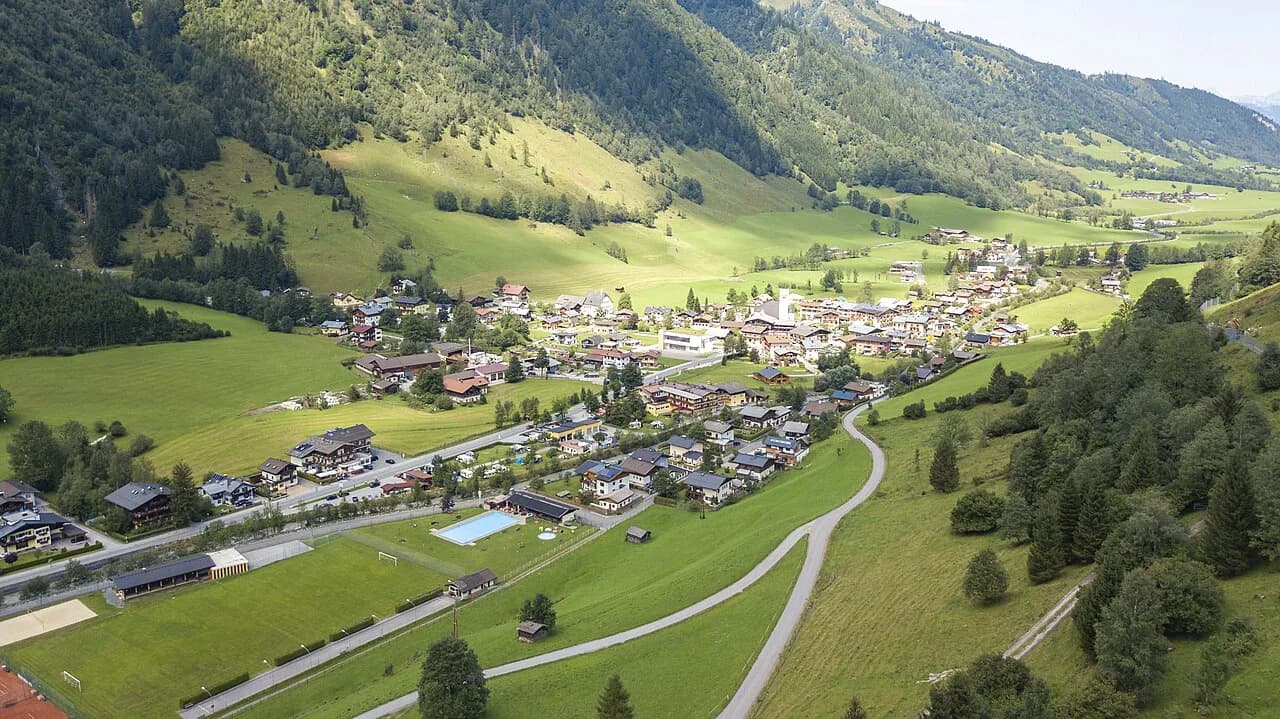Fusch an der Grossglocknerstrasse: Gateway to the Grossglockner Road
