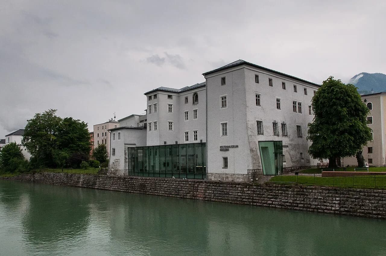 Hallein, Austria: Old Town, Salt Mine and Keltenmuseum Guide