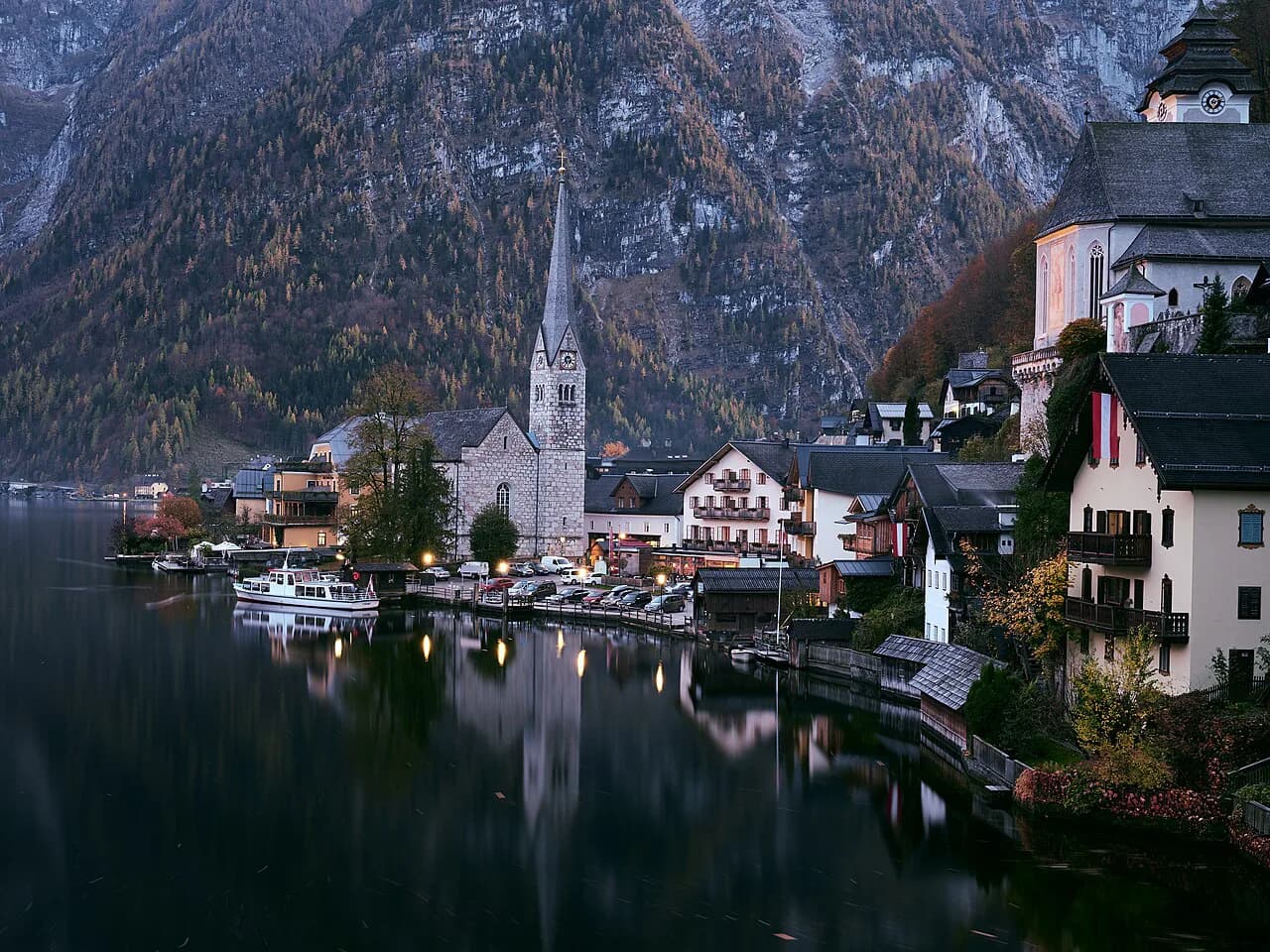 Hallstatt Day Trip from Salzburg: Train, Bus and Driving Plan