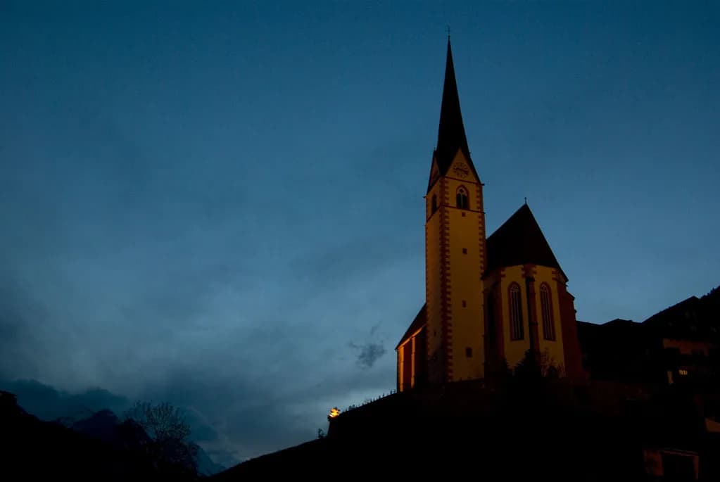Heiligenblut am Großglockner: A Guide to the Village Under Austria's Highest Peak