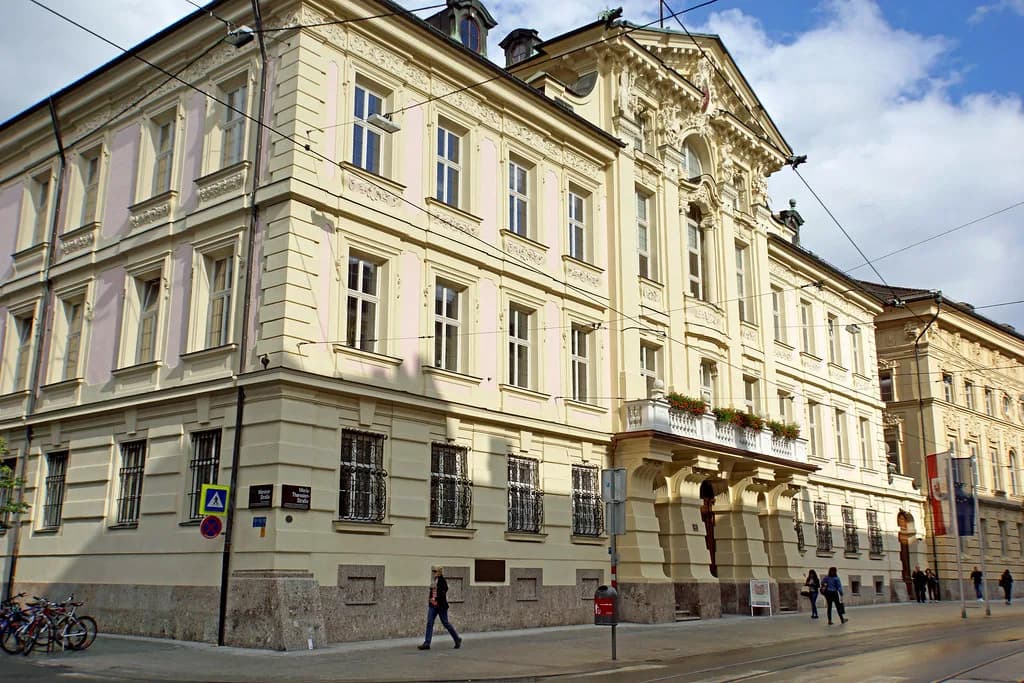 Innsbruck Tours: Walking, Themed and Museum Tours Compared
