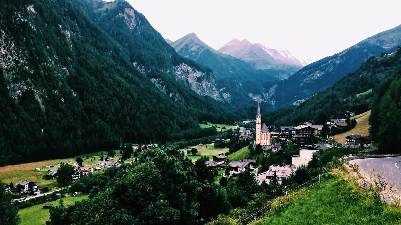 Kals am Grossglockner: East Tyrol Village Guide