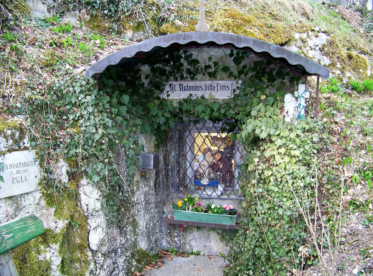 Kalvarienberg Bad Ischl: Baroque Church, Chapels and Views