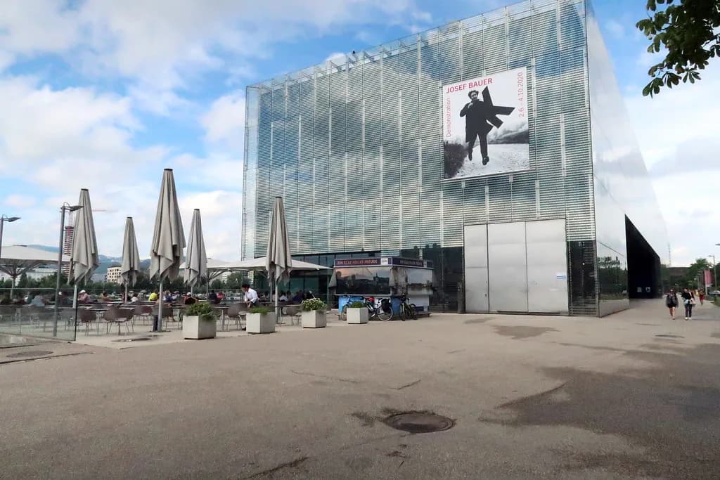 Museums in Linz: What to See and How Long Each Takes