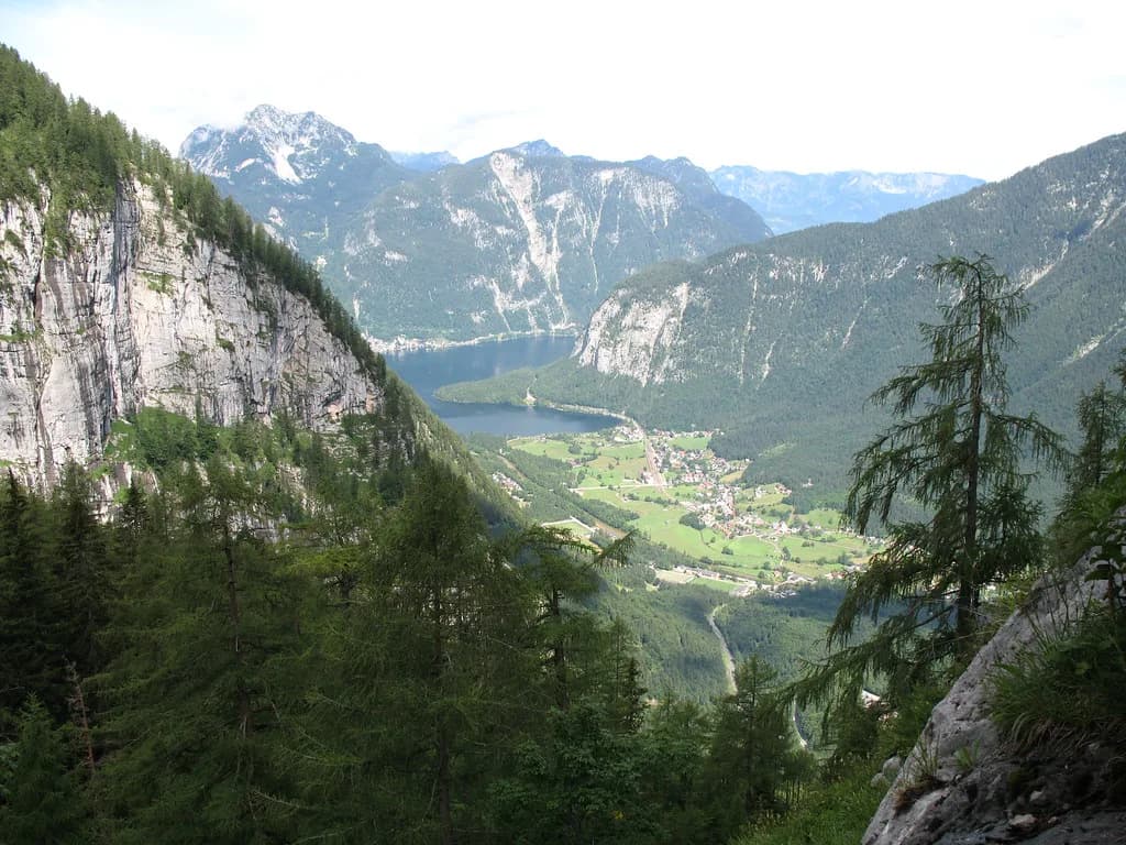 Obertraun, Austria: Dachstein Caves, Krippenstein and Lake Hallstatt