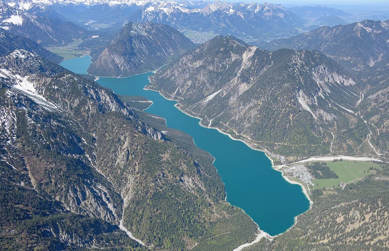 Plansee, Tyrol: The Alpine Lake Near Reutte and How to See It