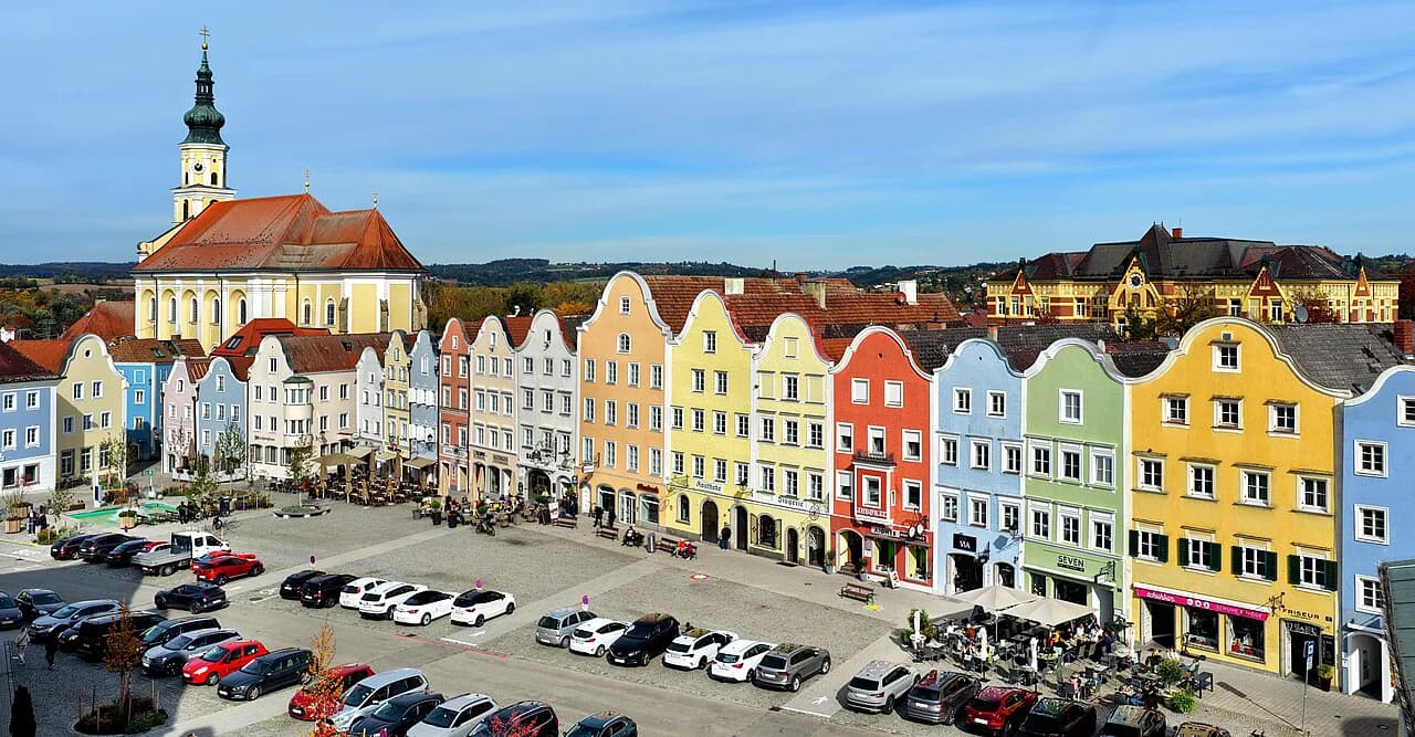 Schärding, Austria: Baroque Old Town on the Inn
