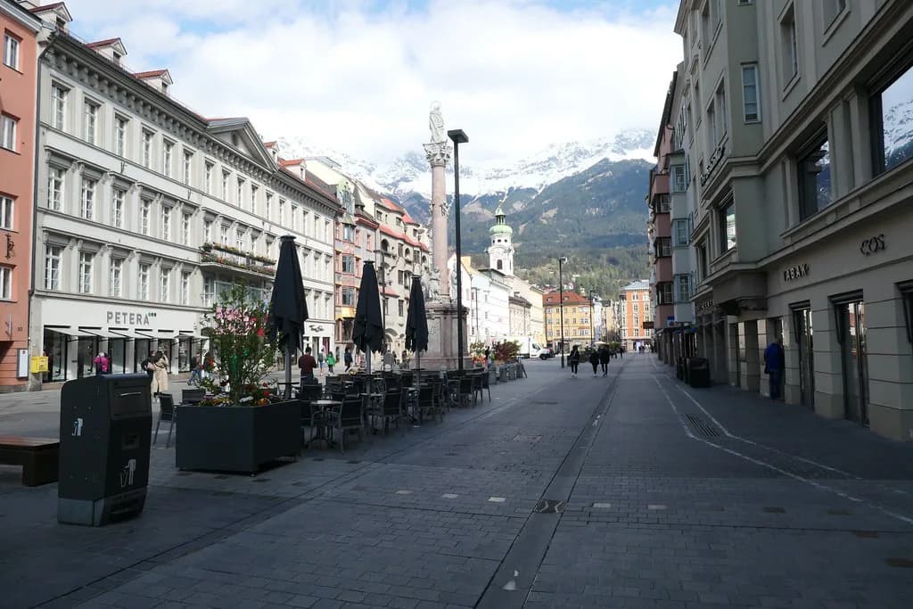 Shopping in Innsbruck: Streets, Local Crafts and Sunday Closures