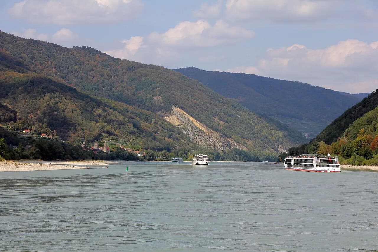 Wachau Cruise on the Danube: Melk to Krems by Boat
