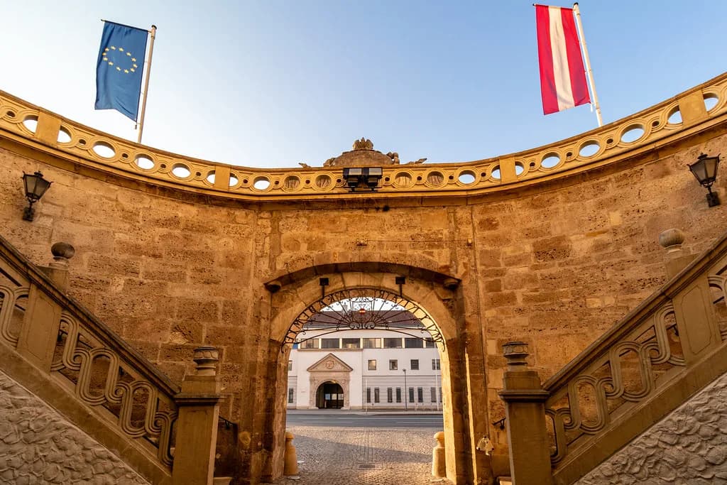 Wiener Neustadt: Old Town, Cathedral and Military Academy Guide