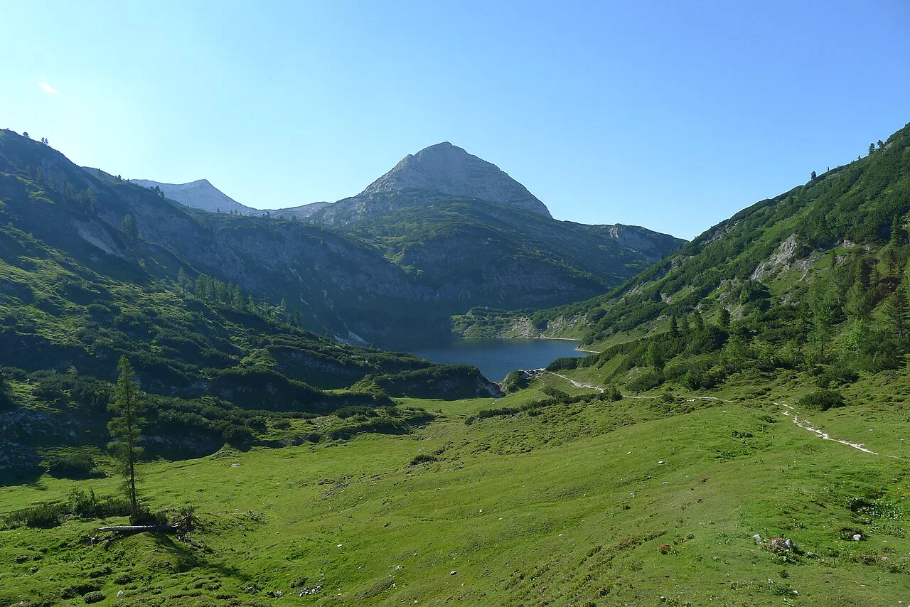 The Wildensee below the Rinnerkogel above Altaussee.