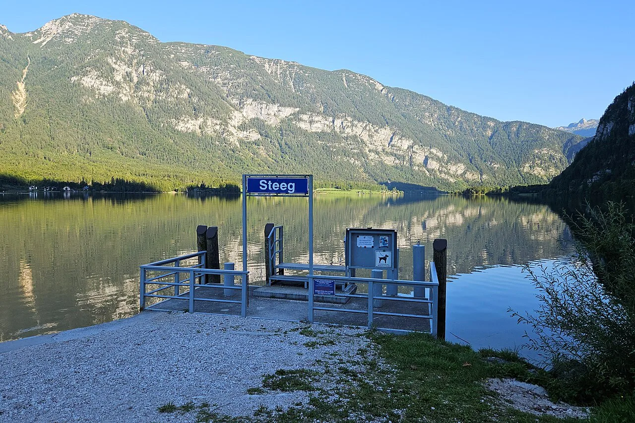 The Steeg boat landing on the Hallstätter See at Bad Goisern.
