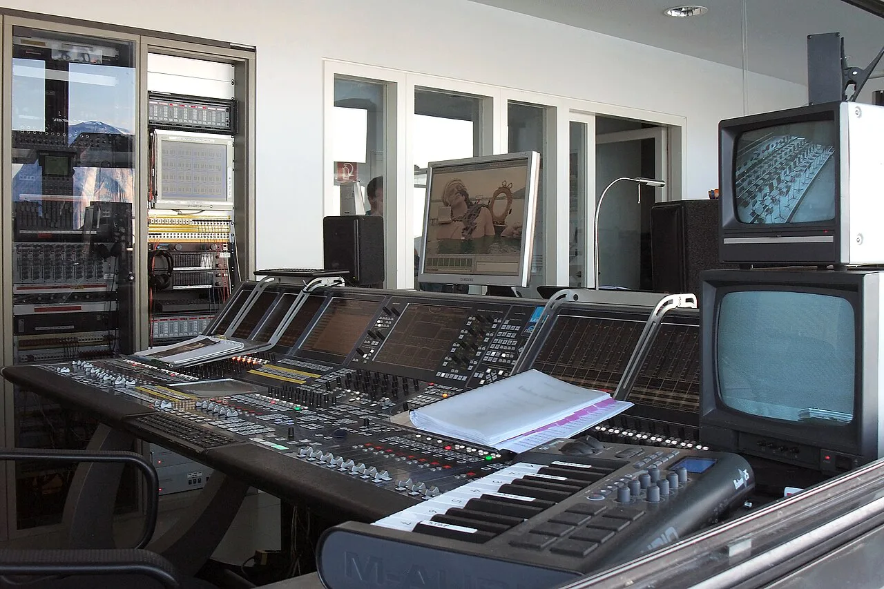 The control room on the Bregenz lake stage.