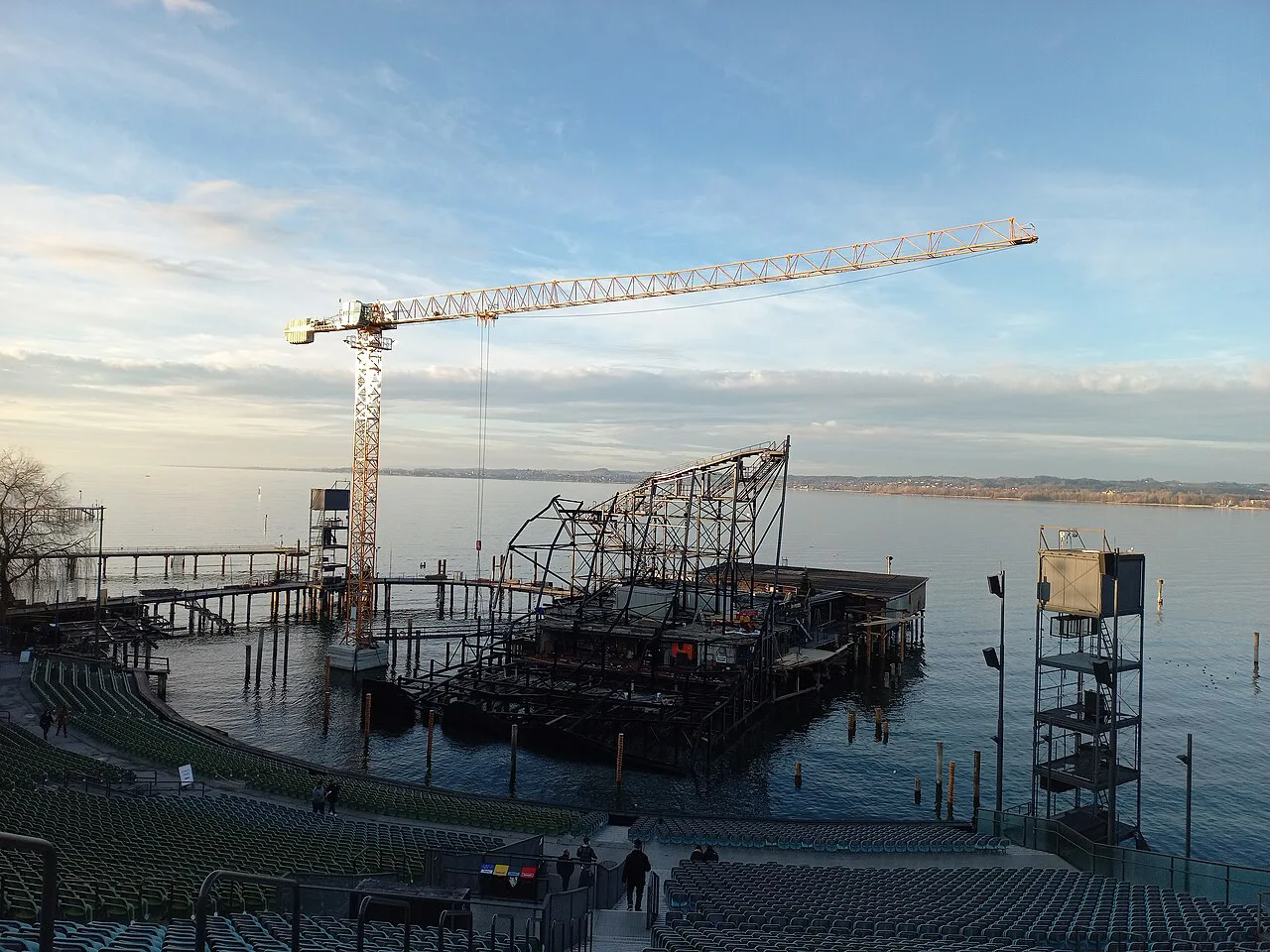The Bregenz lake stage and grandstand on Lake Constance during construction in 2022.
