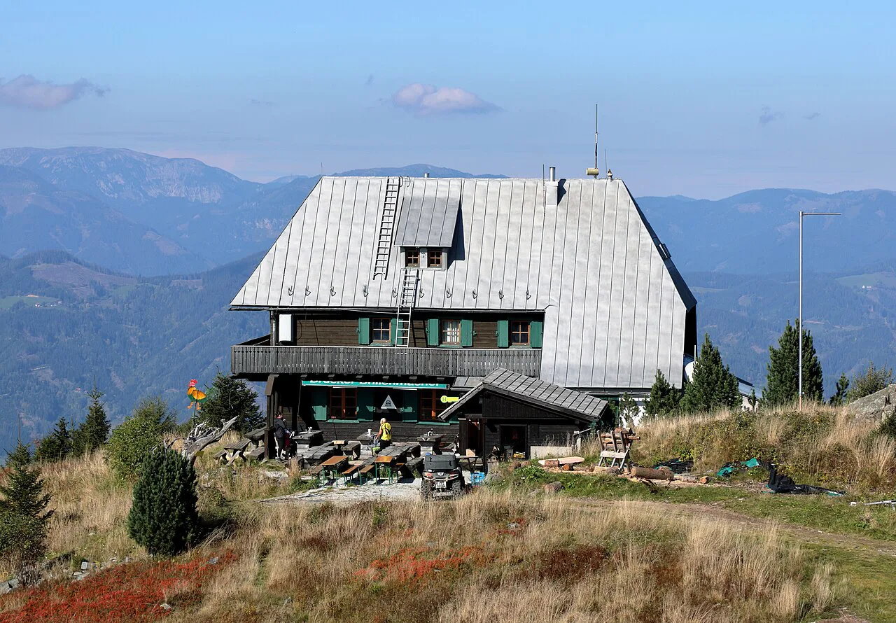 The Ottokar-Kernstock-Haus mountain hut on the Rennfeld near Bruck an der Mur.