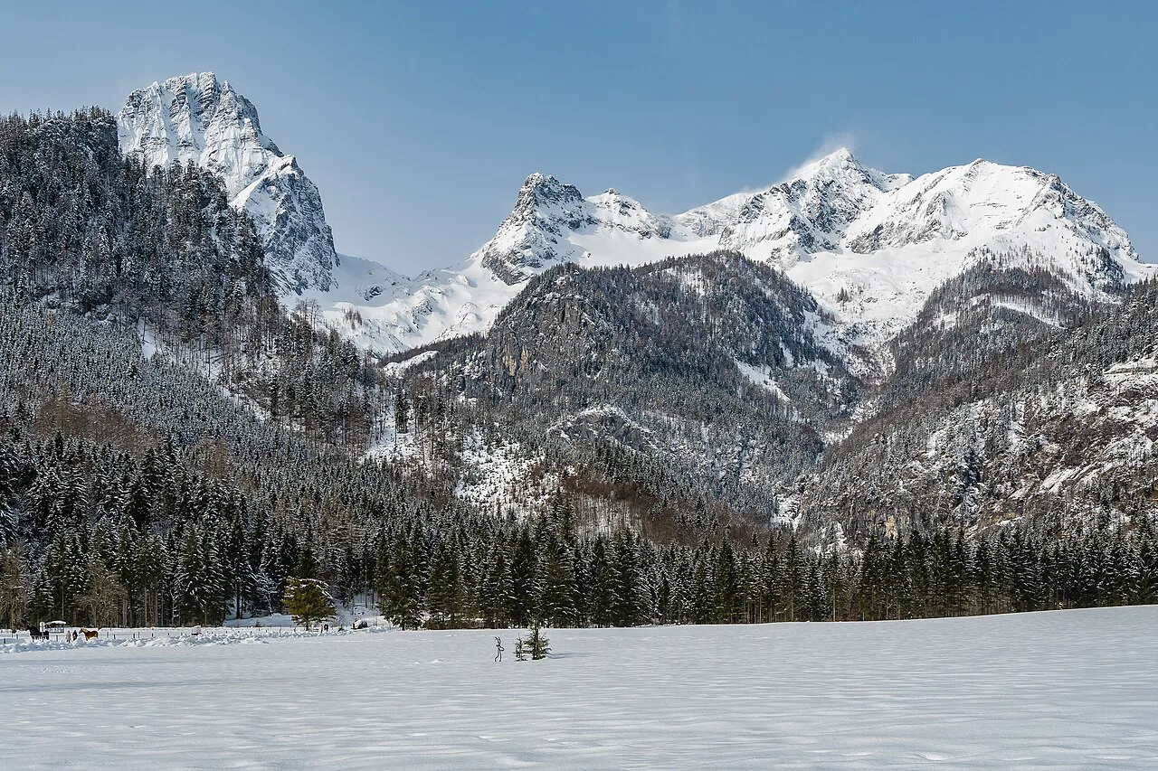 Snowy peaks of the Priel group seen from the Polsterlucke in Hinterstoder.