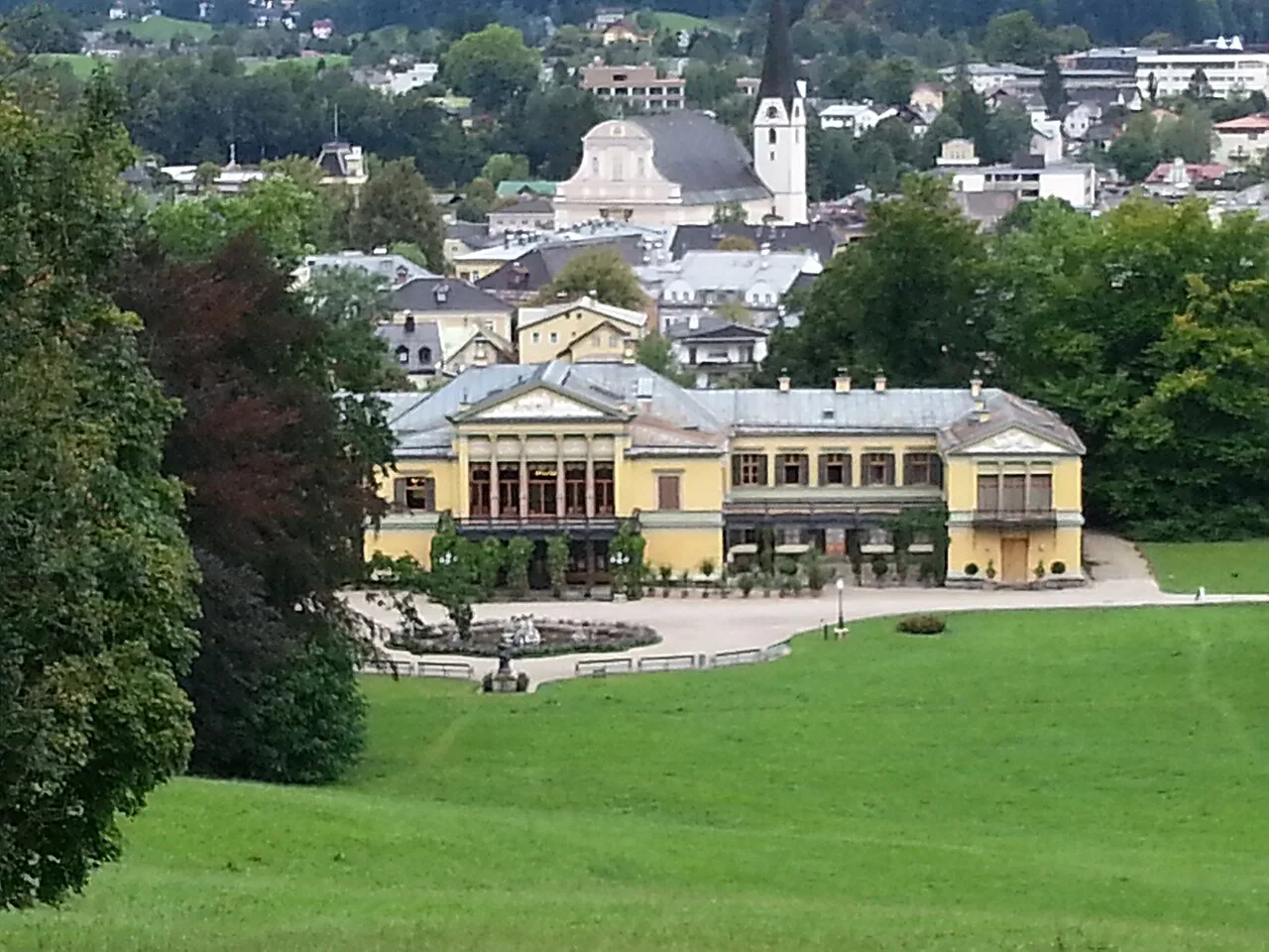 The Kaiservilla in its park, with Bad Ischl behind.
