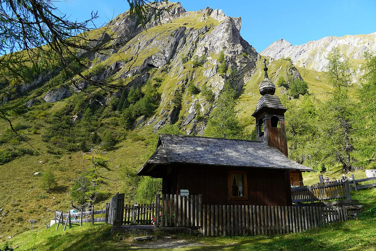 The Sacred Heart chapel in the Ködnitz valley above Kals am Großglockner.