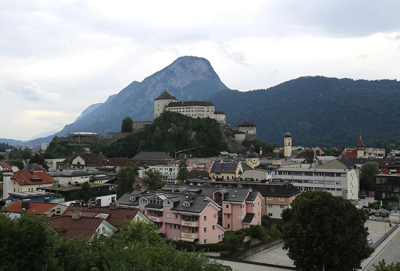 View over Kufstein towards the fortress and the Pendling from the Andreas Hofer monument.