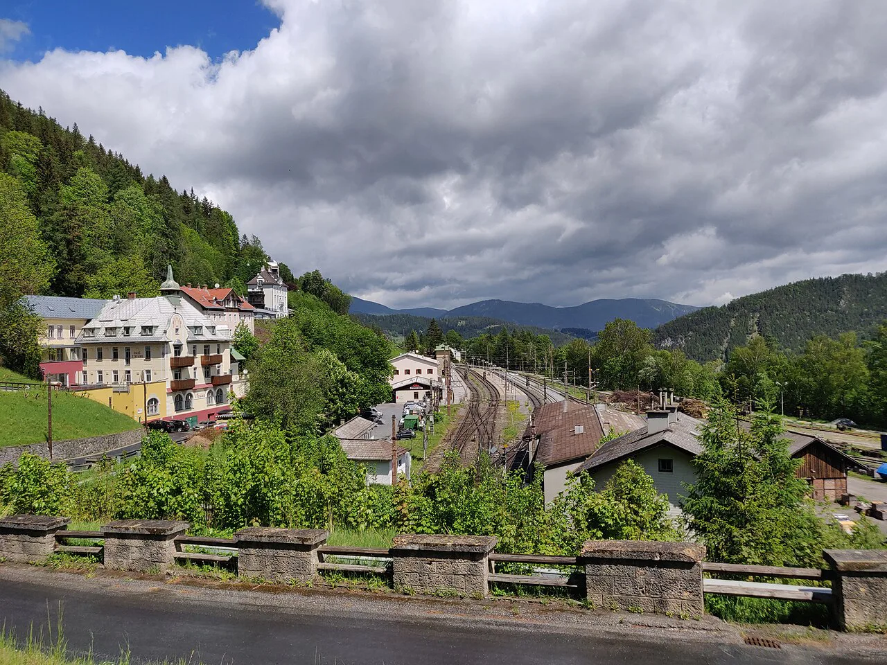 Semmering station on the Semmering Railway, seen from above.