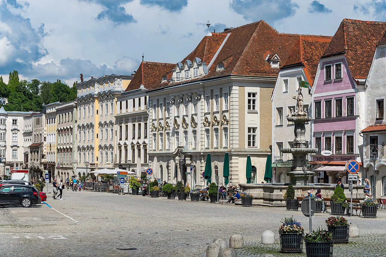 Steyr's Stadtplatz lined with historic town houses.
