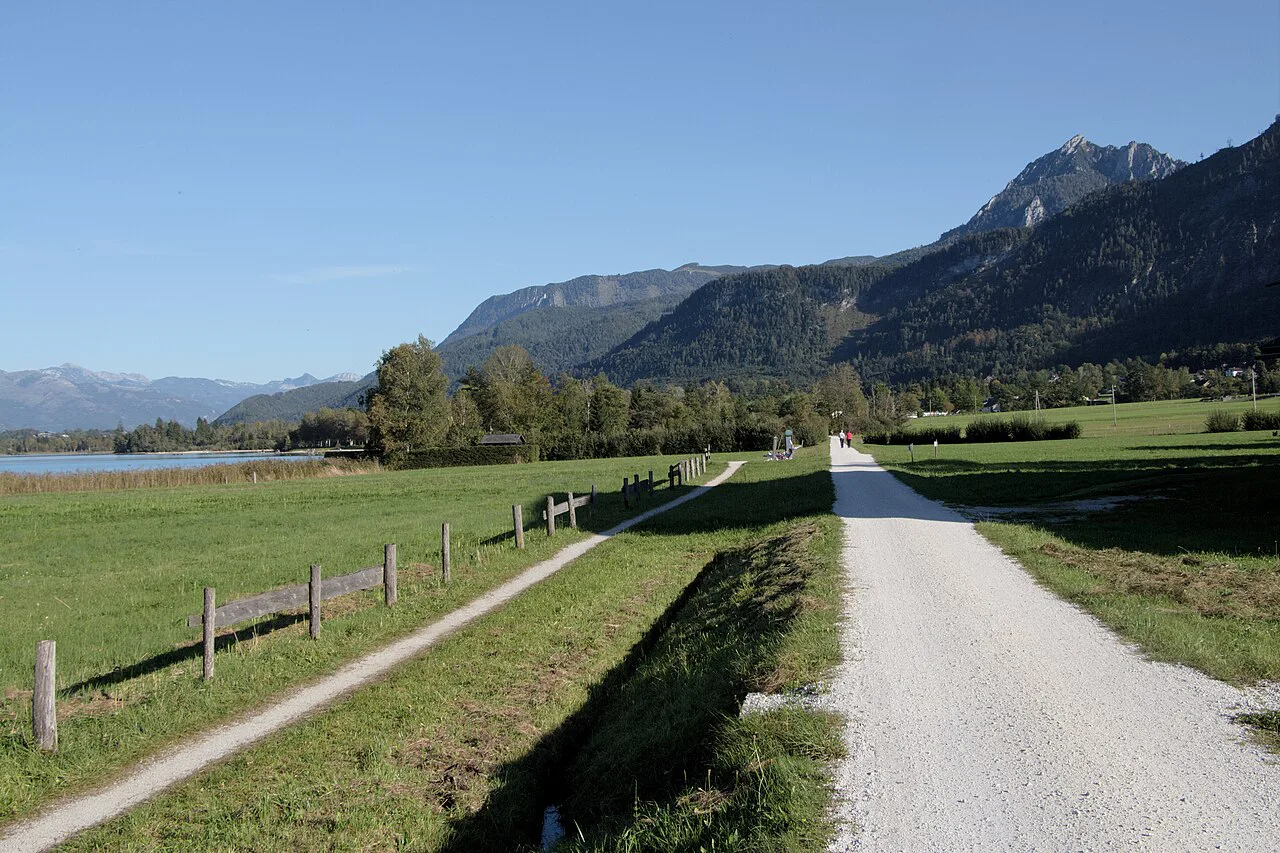 The former Salzkammergut local railway trackbed near Strobl, now a path.